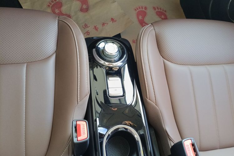 五菱汽车 五菱缤果 2023款 333km 悦享+款中控内饰18