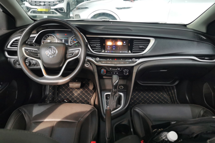 别克 英朗 2021款 改款 1.3T 自动轻混动精英型中控内饰12