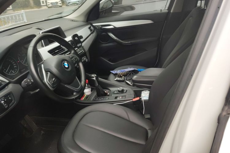 宝马X1 2016款 sDrive18Li 尊享型中控内饰19