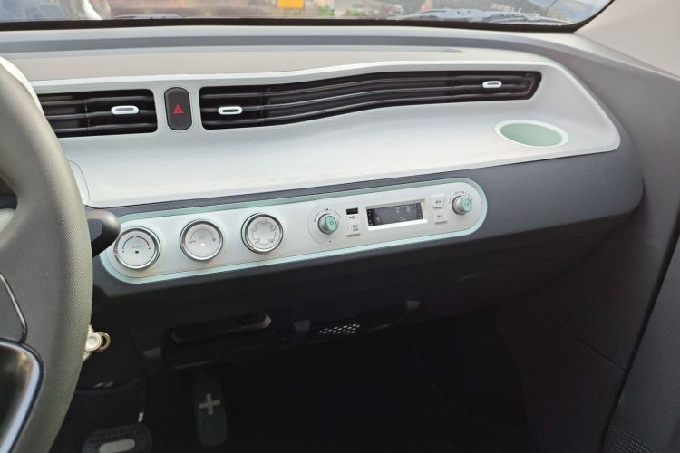 五菱汽车 宏光MINIEV 2022款 马卡龙臻享款 磷酸铁锂中控内饰16