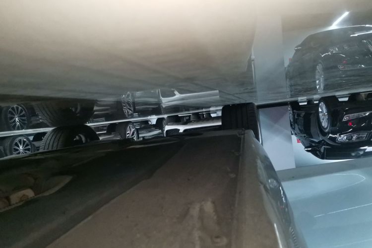 宝马5系 2022款 改款二 525Li M运动套装局部细节9001