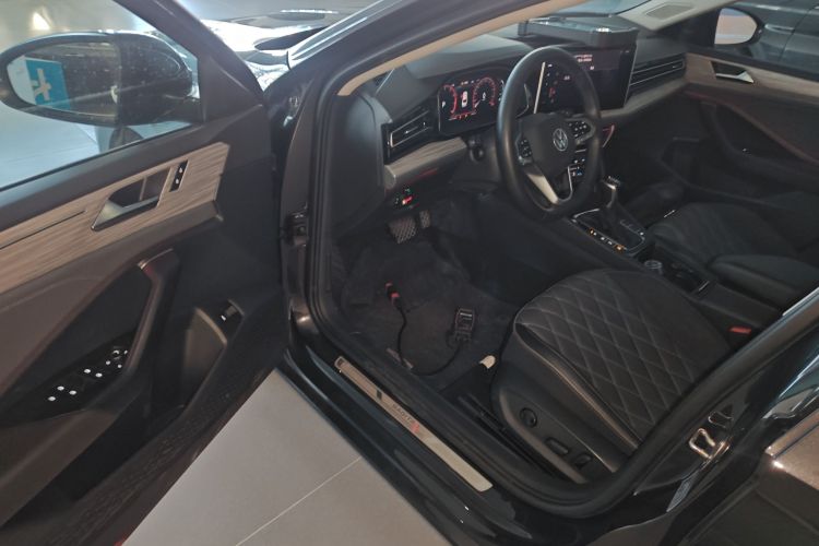 大众 速腾 2023款 300TSI DSG卓越版中控内饰20