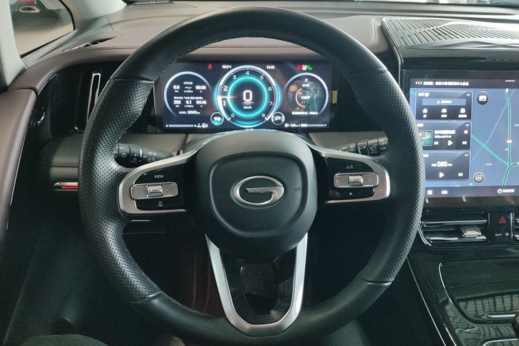 广汽传祺 传祺M8 2024款 大师系列 400T 至尊版中控内饰13