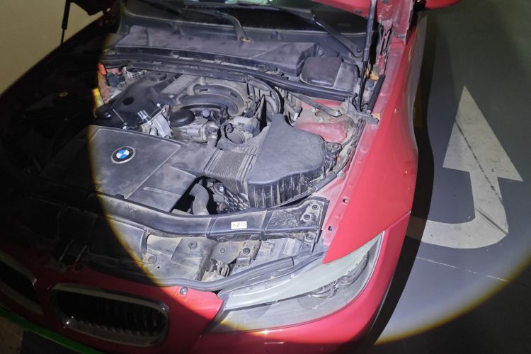 宝马3系 2011款 320i 时尚型局部细节9007