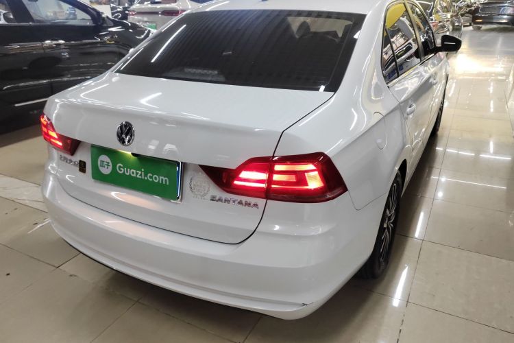 大众 桑塔纳 2021款 1.5L 手动风尚版车身外观7