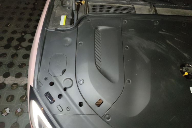 鸿蒙智行 问界M5 2025款 增程 Ultra 后驱版局部细节9006