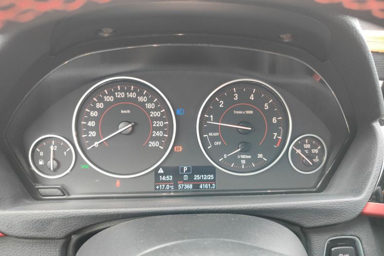 宝马4系 2016款 420i 设计套装型中控内饰14