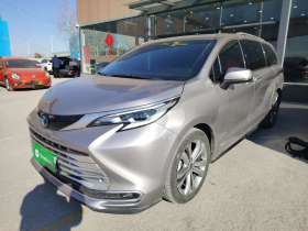 丰田 赛那SIENNA 2021款 2.5L混动 铂金版