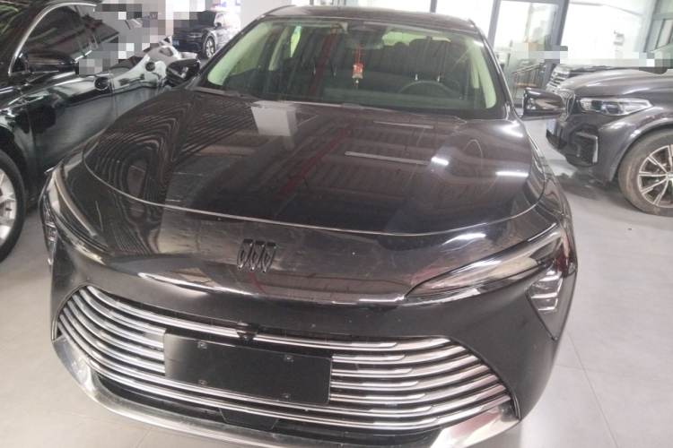 别克 君越 2025款 28T 白金版车身外观2