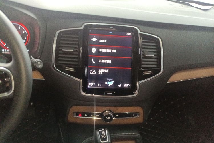 沃尔沃XC90 2018款 T6 智雅版 7座中控内饰16