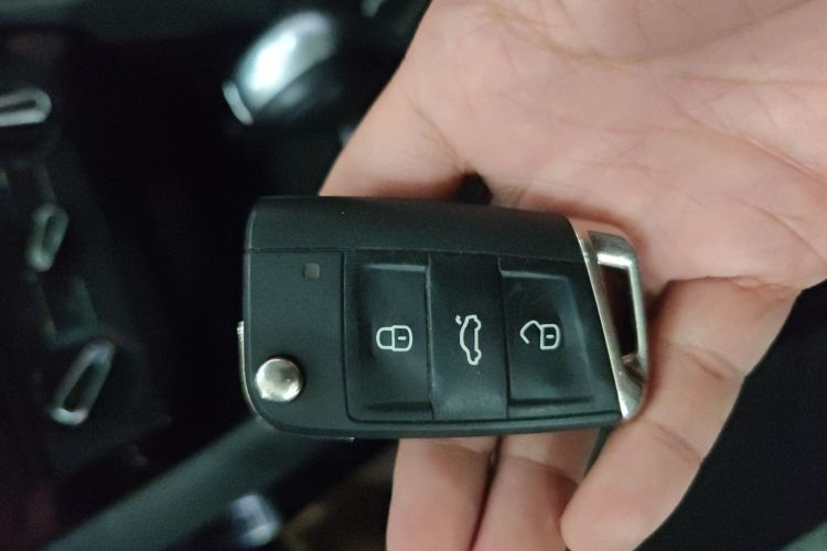 捷达VS7 2020款 1.4T 自动悦享型中控内饰11