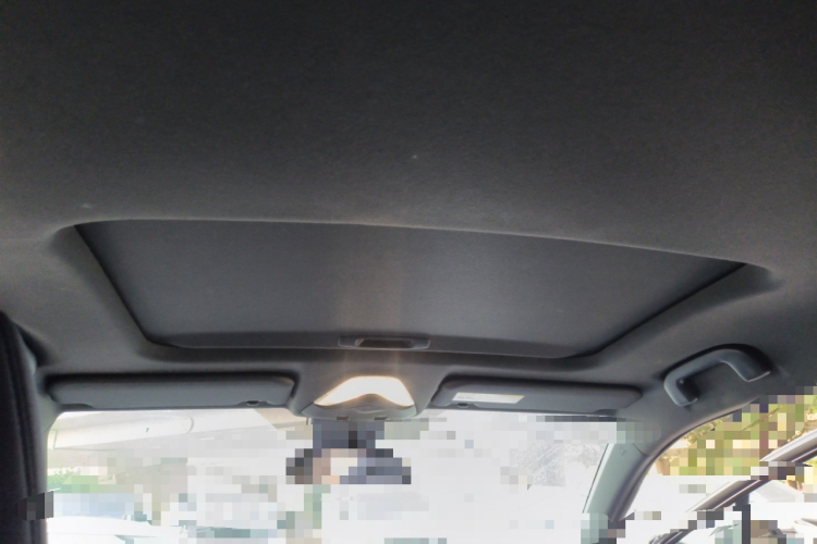 丰田C-HR 2018款 2.0L 领先天窗版 国VI中控内饰22