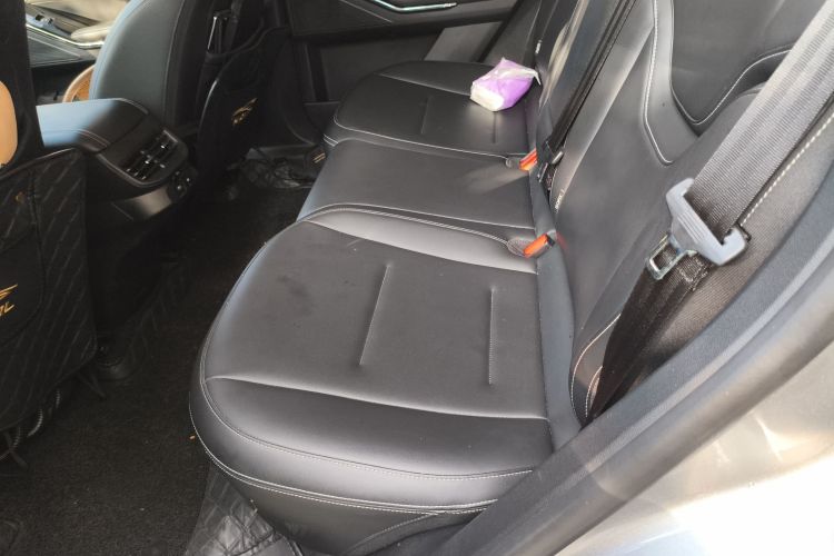 哈弗H6 2022款 第三代 1.5T 自动两驱Pro中控内饰21