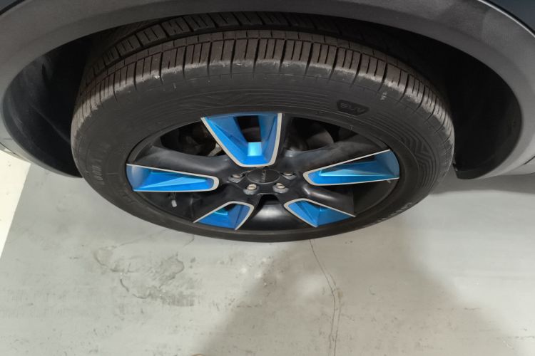 领克01 2019款 2.0T 两驱耀Pro版 国VI车身外观35