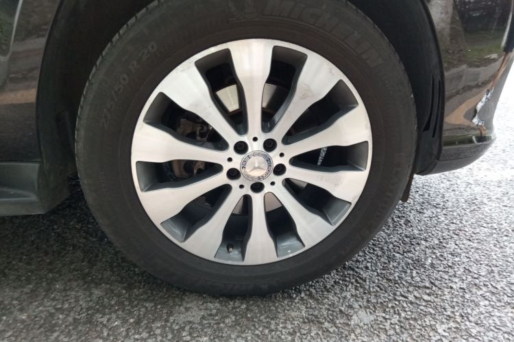 奔驰GLS 2017款 GLS 400 4MATIC时尚型车身外观6007