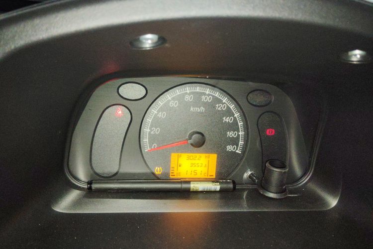 五菱汽车 五菱之光 2023款 1.5L 实用型 5/7座中控内饰14