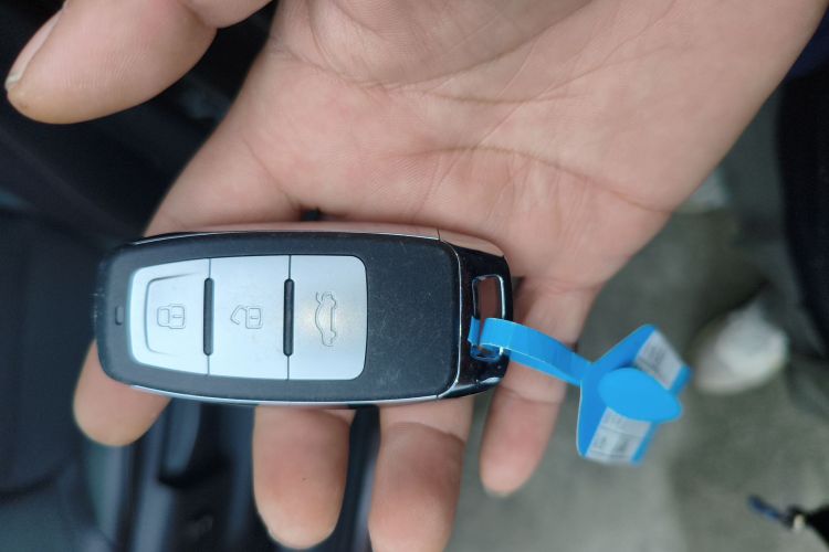 别克 昂科威 2021款 532T 两驱领先型中控内饰11