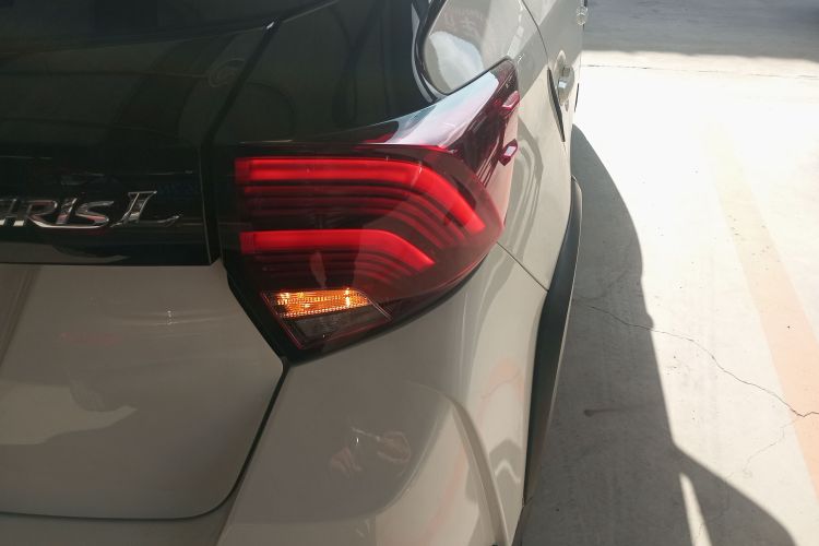 丰田 YARiS L 致炫 2021款 致炫X 1.5L CVT领先版车身外观9