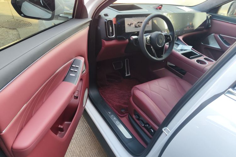 鸿蒙智行 问界M8 2025款 纯电 Max+ 五座长续航版中控内饰7003