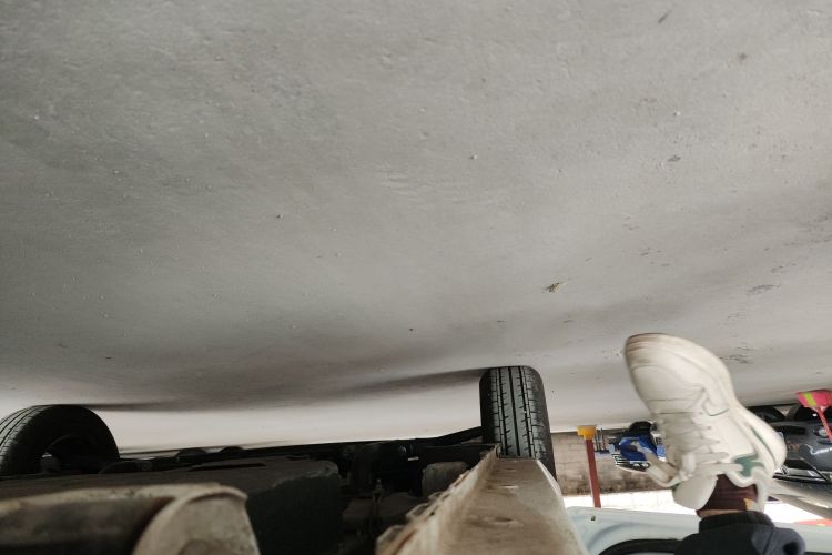 五菱汽车 宏光MINIEV 2022款 轻松款 磷酸铁锂机舱底盘30