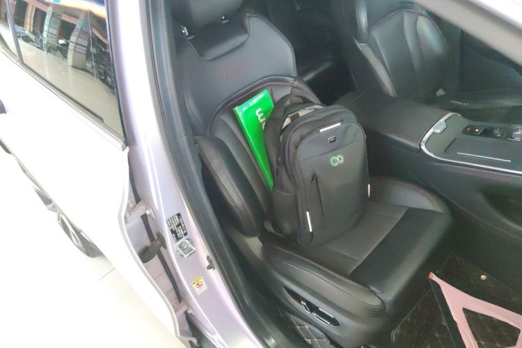 埃安 AION V 2021款 Plus 80 领航智驾版 三元锂局部细节41