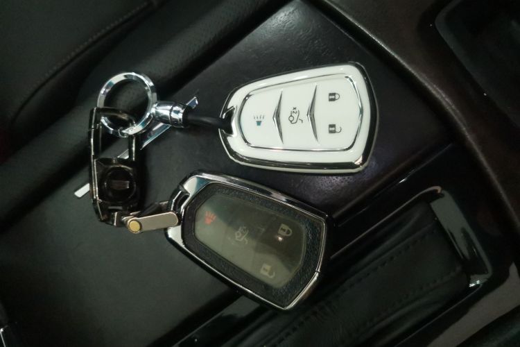 凯迪拉克XTS 2018款 28T 技术型中控内饰7001