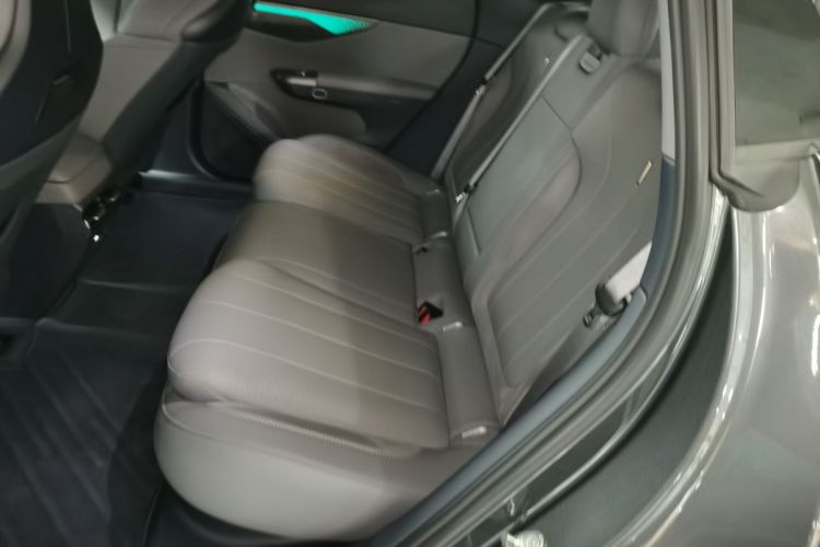 领克07 2024款 EM-P 126长续航 Halo中控内饰7004