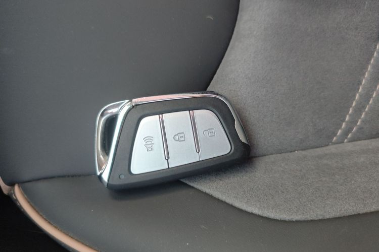 思皓E20X 2020款 不凡版中控内饰7001