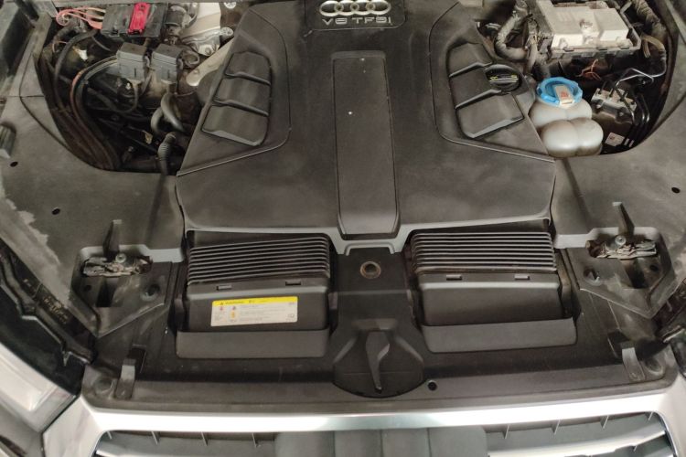 奥迪Q7 2016款 45 TFSI 技术型局部细节24