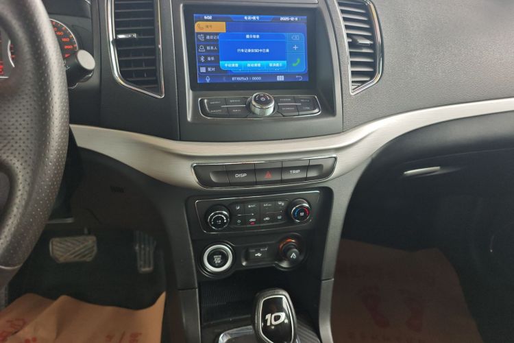 吉利汽车 远景 2017款 1.5L 自动幸福版中控内饰16