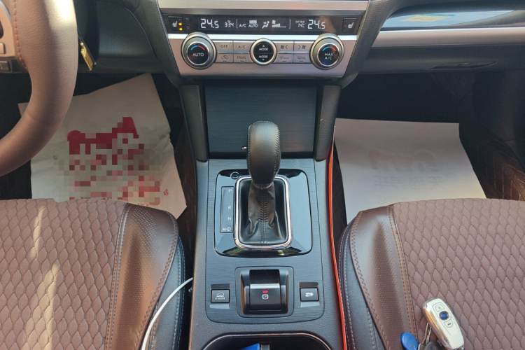 斯巴鲁 傲虎 2015款 2.5i 运动导航版中控内饰18