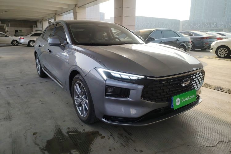 福特 蒙迪欧 2023款 EcoBoost 180 豪华型车身外观3