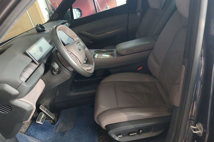 蔚来ES7 2022款 100kWh 首发版中控内饰19