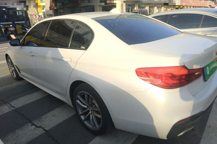 宝马5系 2019款 525Li M运动套装车身外观6003