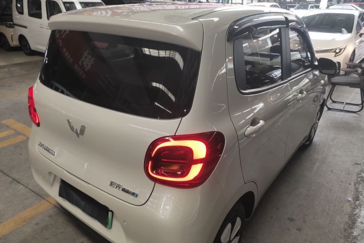 五菱汽车 宏光MINIEV 2025款 四门版 进阶款车身外观6005