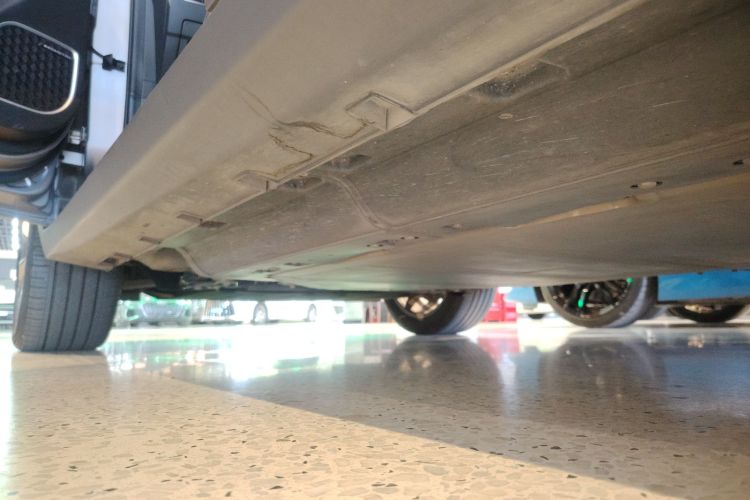 吉利几何C 2022款 蓝莓C400局部细节9002