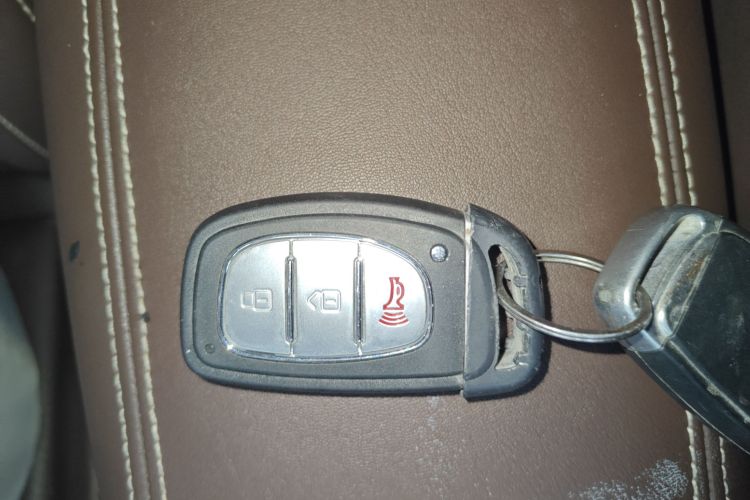 比速汽车 比速T5 2017款 1.5T 手动豪华型中控内饰11