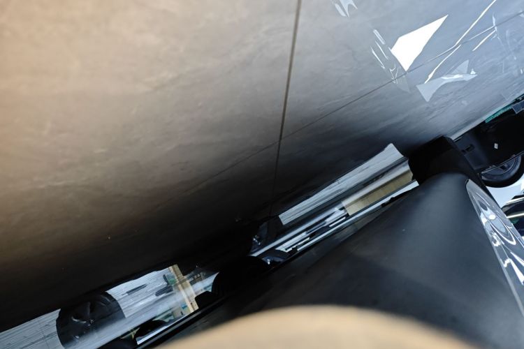 特斯拉 Model Y 2023款 长续航全轮驱动版局部细节9002