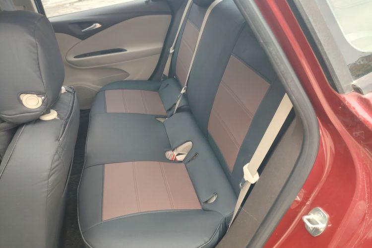 别克 威朗 2015款 三厢 15S 自动进取型中控内饰21