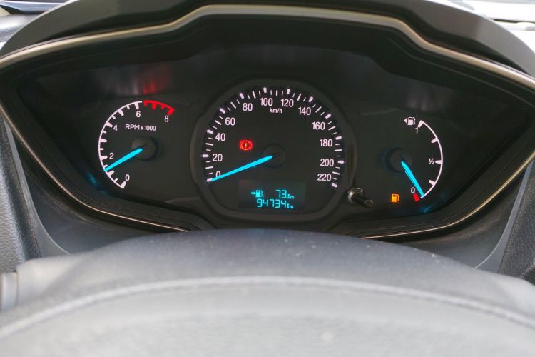 福特 福睿斯 2017款 改款 1.5L 手动舒适型中控内饰14