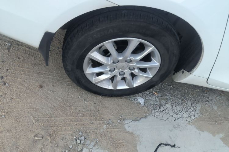 吉利汽车 帝豪 2020款 1.5L CVT豪华型车身外观56