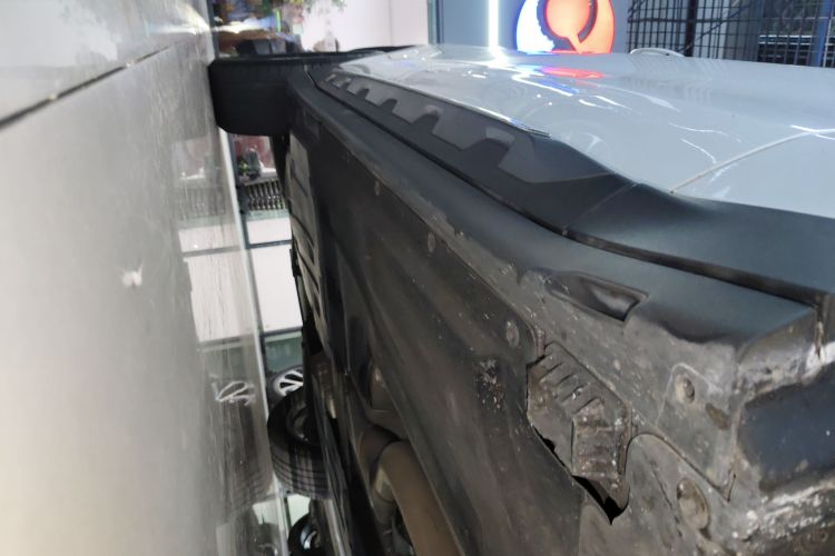 宝马X3 2020款 xDrive28i 豪华套装局部细节9001