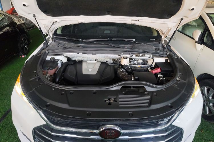 比亚迪 唐 2019款 2.0T 自动智联尊享型 5座 国VI局部细节24