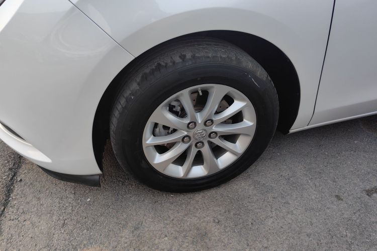 别克GL8 2017款 ES 28T 尊享型 国V车身外观6007