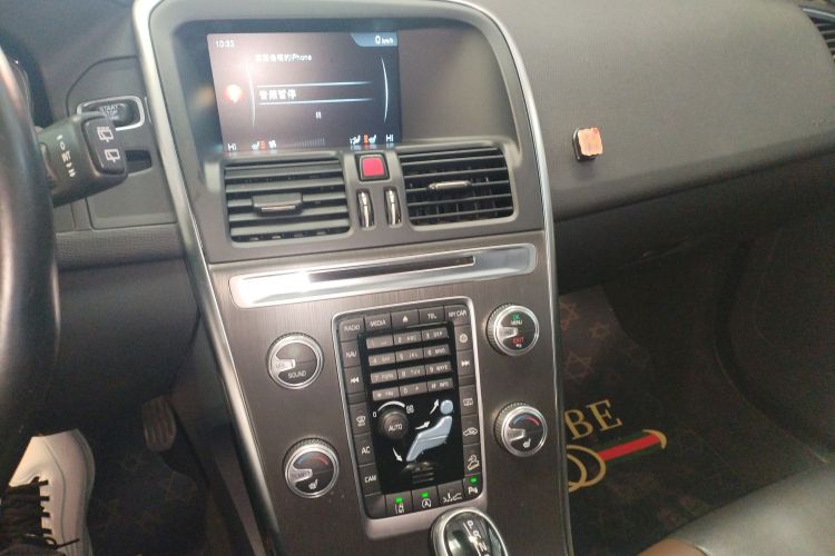 沃尔沃XC60 2015款 T5 AWD 智远版中控内饰16