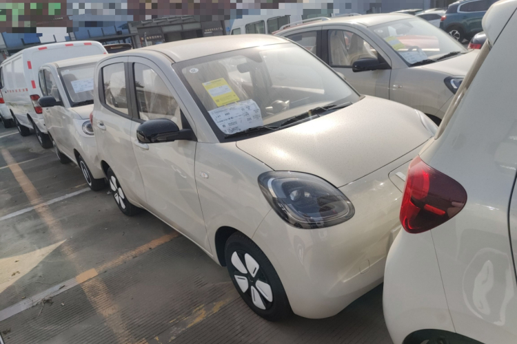 五菱汽车 宏光MINIEV 2025款 四门版 进阶款车身外观6002