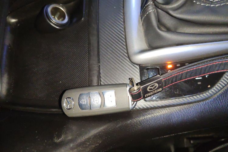 马自达3 昂克赛拉 2017款 三厢 1.5L 自动舒适型 国VI中控内饰7001