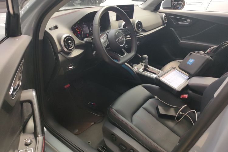 奥迪Q2L 2022款 35 TFSI 进取动感型局部细节19