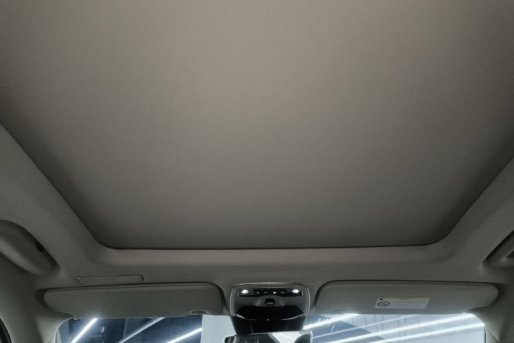 领克01 EM-P 2019款 1.5T PHEV Pro中控内饰22