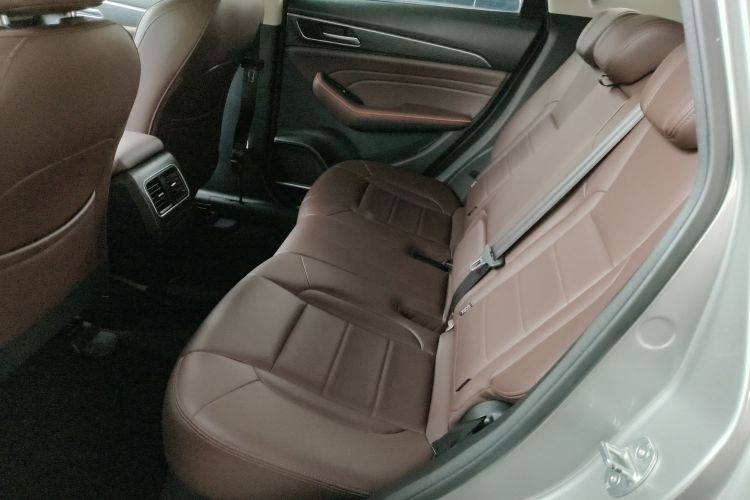 哈弗F7 2021款 1.5T 两驱i潮中控内饰7004